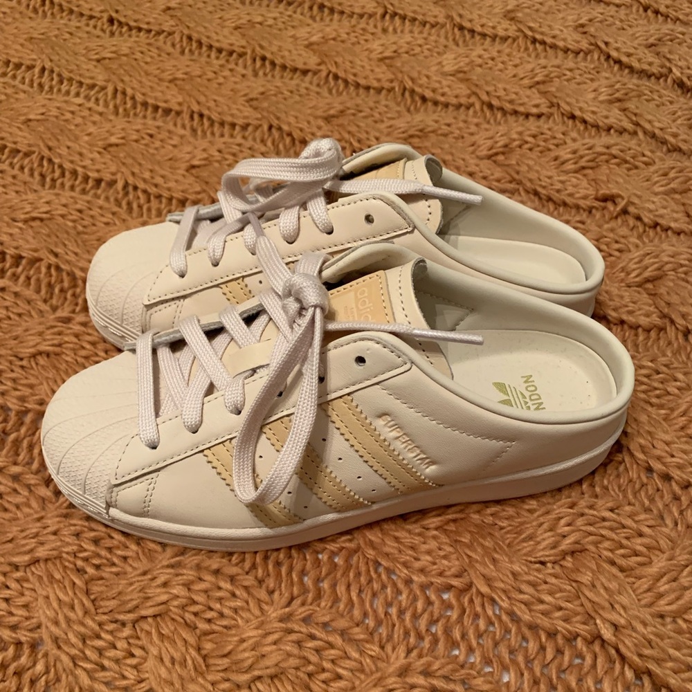 Adidas Superstar Mules - Sz 6